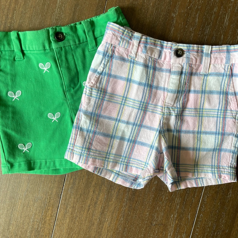 Adorable 2 Janie and Jack baby boy shorts size 12-18Mo